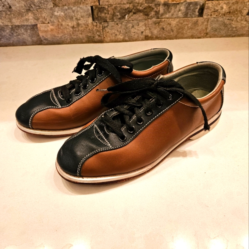 Womens 2 tone bowling shoes 7m